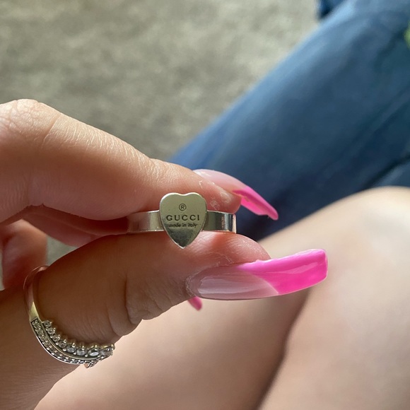 Gucci Heart Ring, size US 8 - Picture 3 of 4